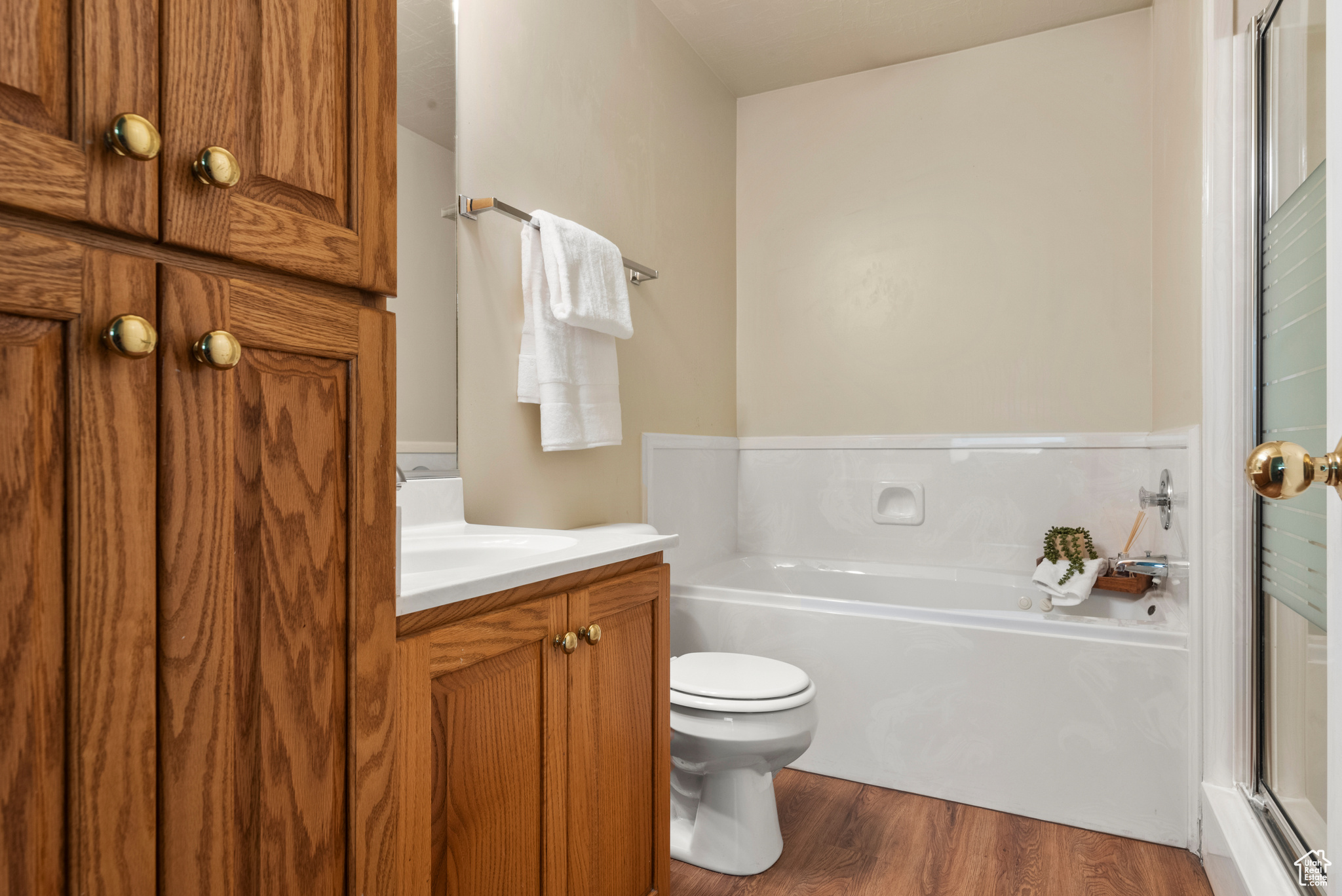 FOREST HILLS - Residential