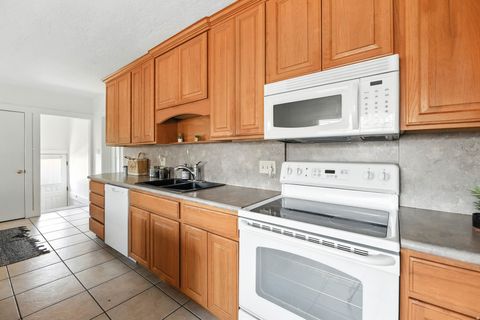 Tiny photo for 250 E 2100 S, Salt Lake City, UT 84115 (MLS # 2120232)