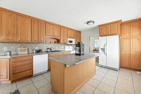 Tiny photo for 250 E 2100 S, Salt Lake City, UT 84115 (MLS # 2120232)