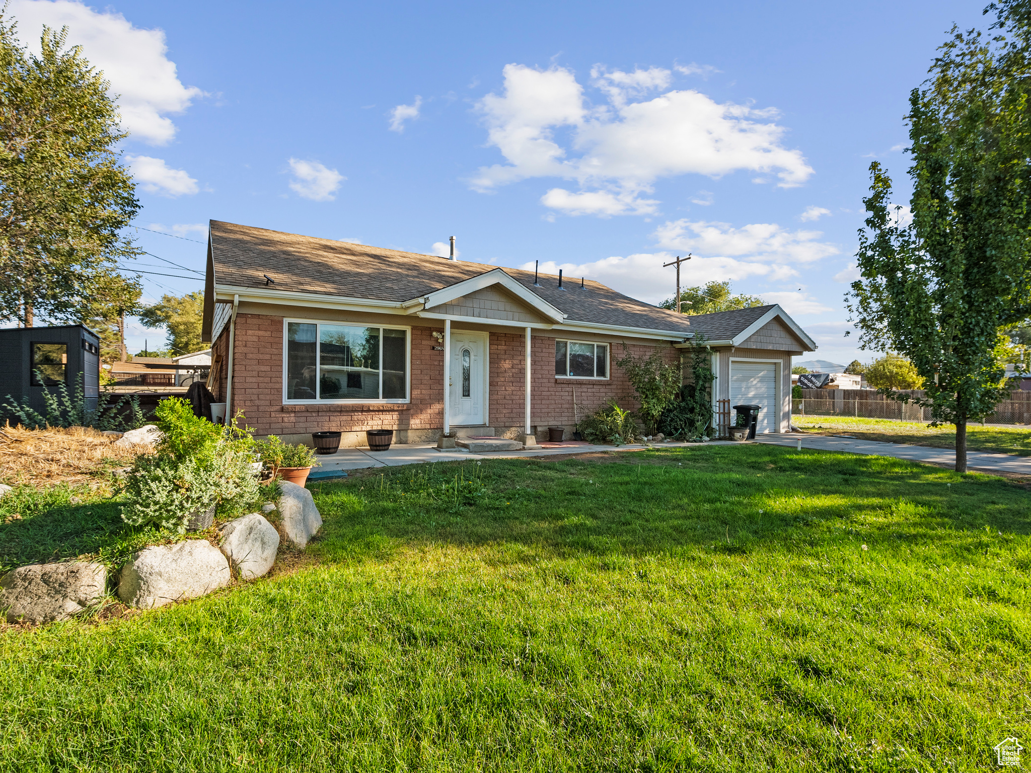 HILLSDALE - Residential
