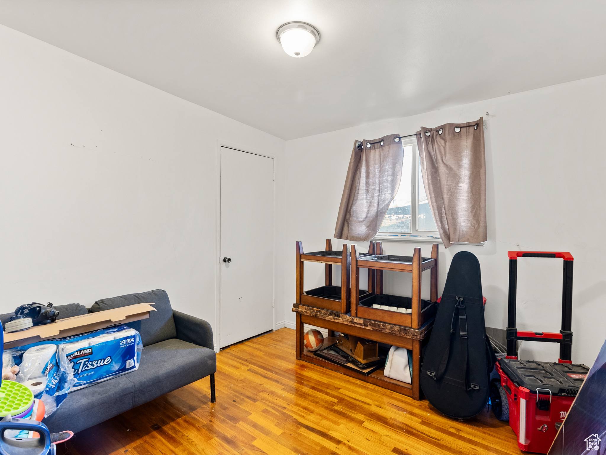 HILLSDALE - Residential