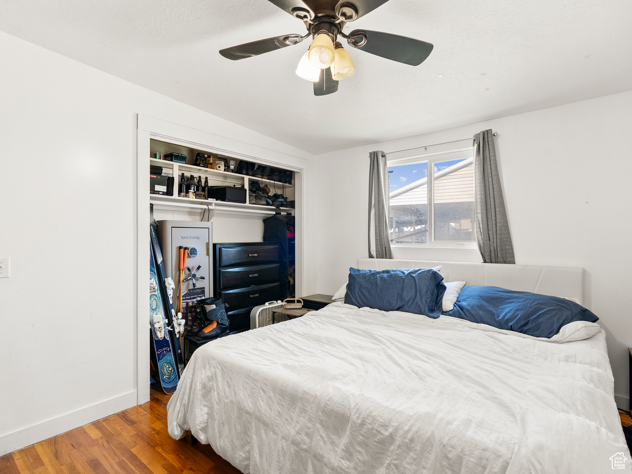 HILLSDALE - Residential