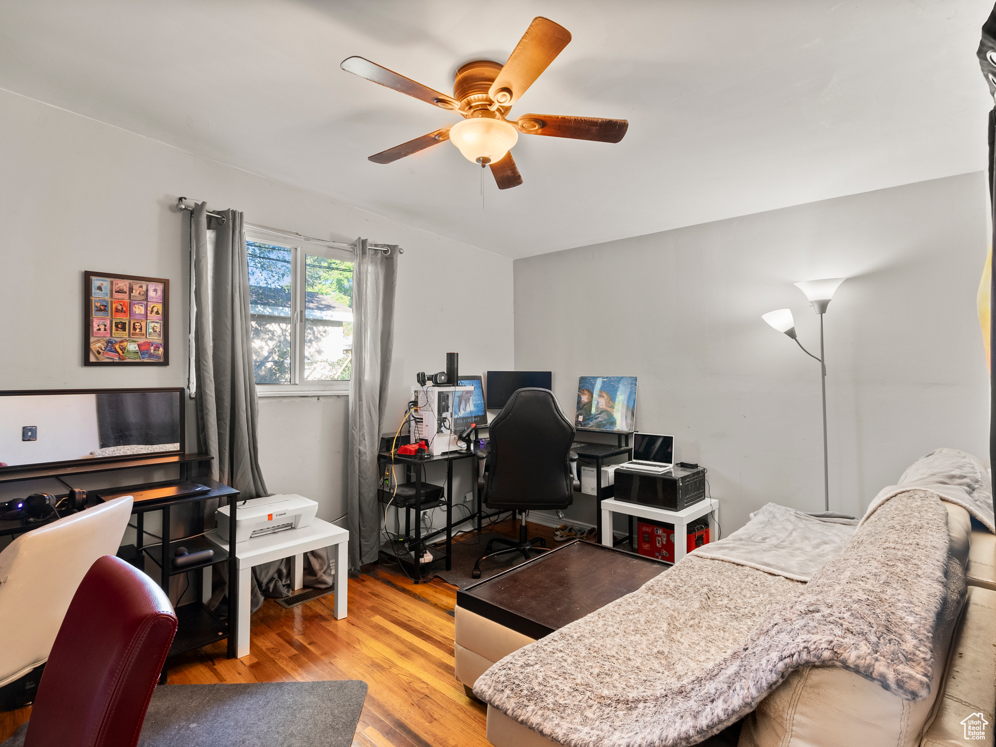 HILLSDALE - Residential