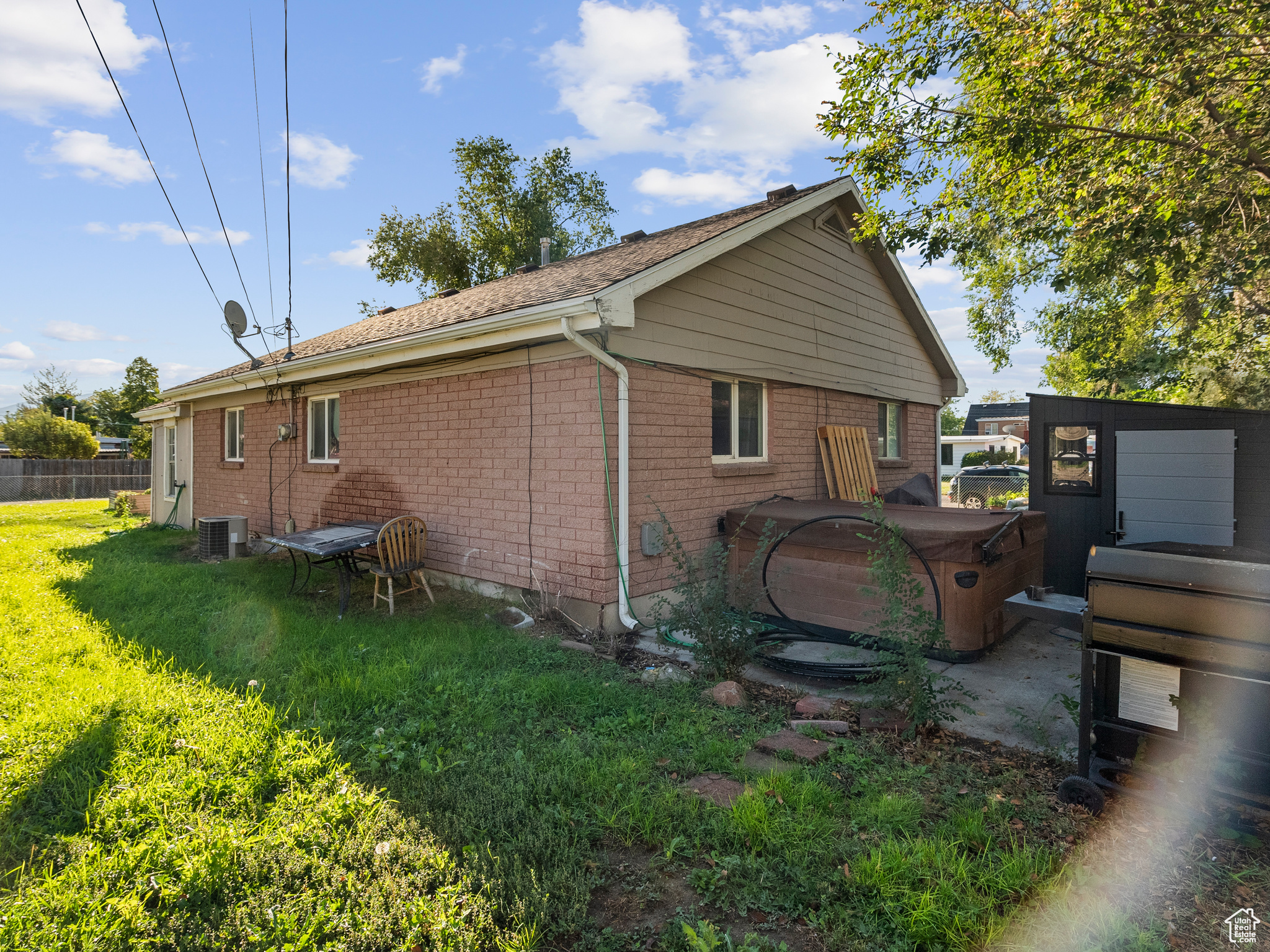 HILLSDALE - Residential