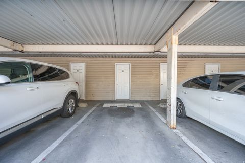 Tiny photo for 857 W COLUMBIA LN #29, Provo, UT 84604 (MLS # 2170413)
