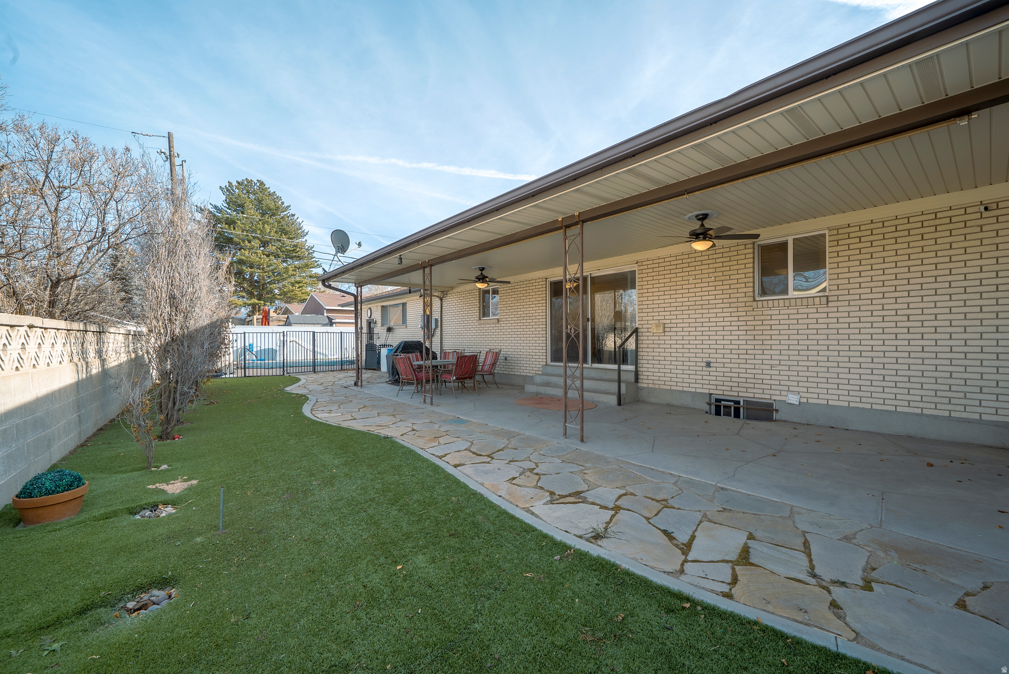 OLOF OLSON - Residential