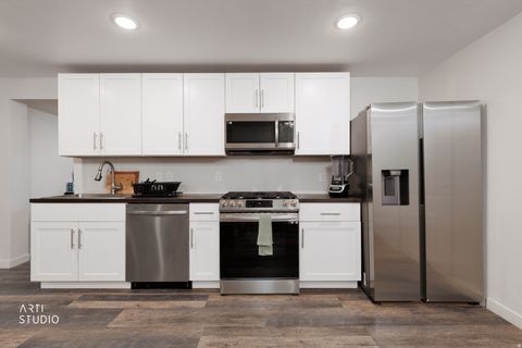 Tiny photo for 2477 N PAINTBRUSH DR W, Saratoga Springs, UT 84045 (MLS # 2144631)