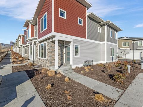 Photo of 3707 W SOFT WHISPER WAY, Herriman, UT 84096 (MLS # 2133313)
