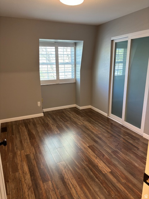 WILLIAMSBURG PARK - Residential