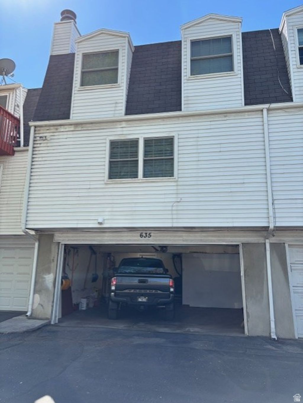 Photo of 635 E WILLIAMSBURG PARK CIR S, Sandy, UT 84070 (MLS # 2148790)