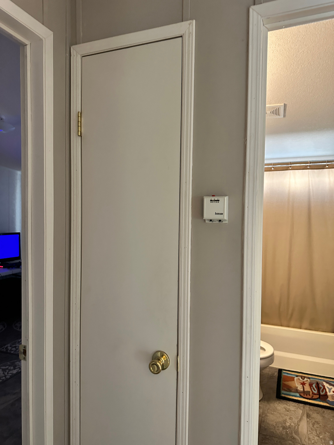 ESQUIRE ESTATES - Residential