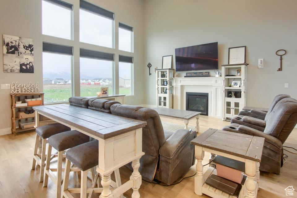 SUNSET EQUESTRIAN - Residential