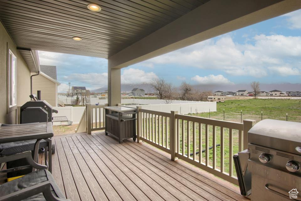 SUNSET EQUESTRIAN - Residential
