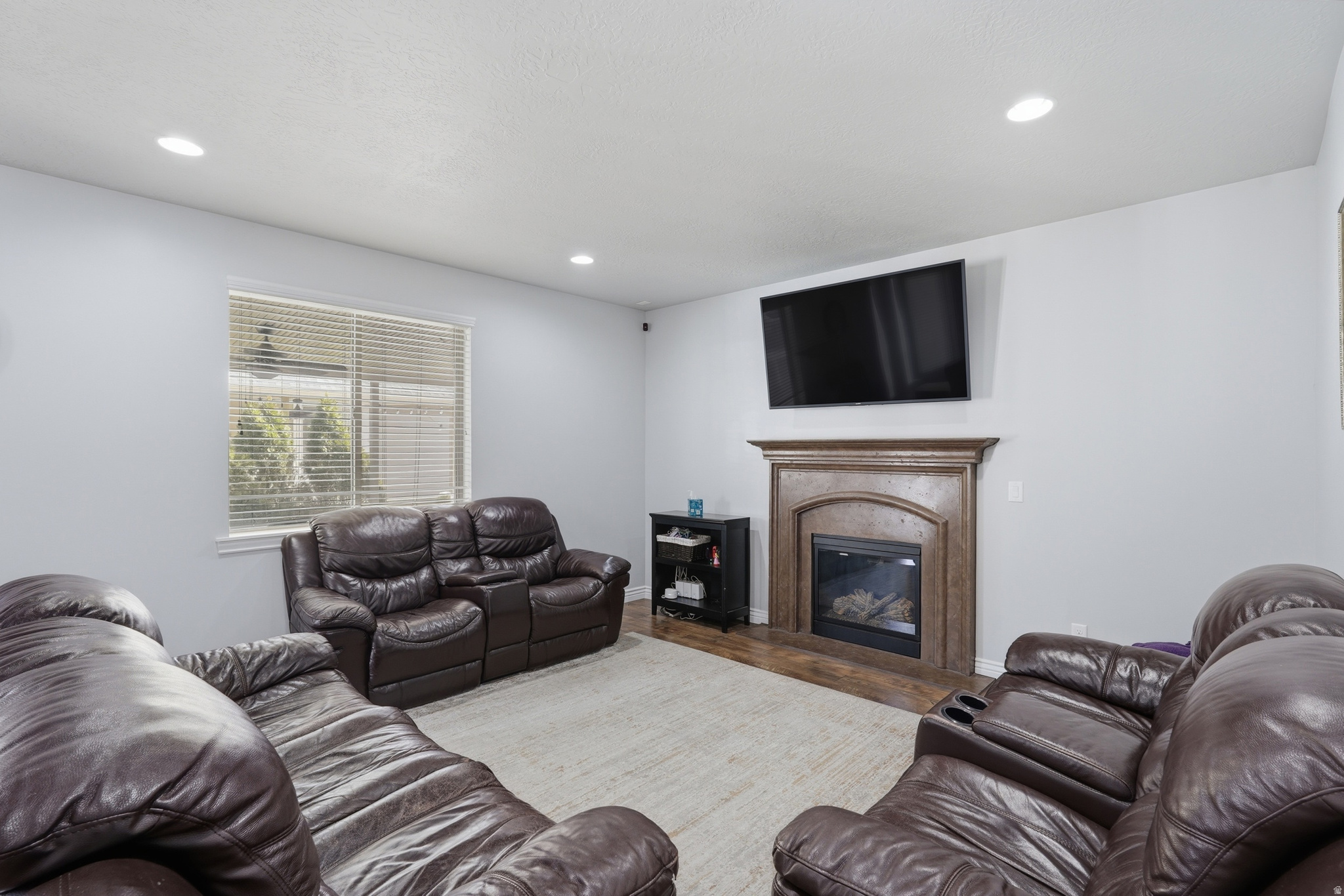 VALENTINE ESTATES - Residential