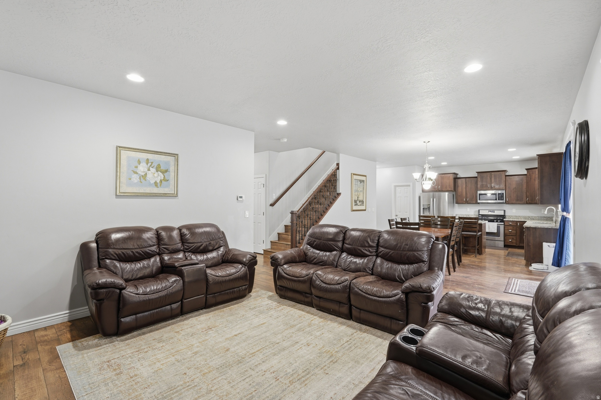 VALENTINE ESTATES - Residential