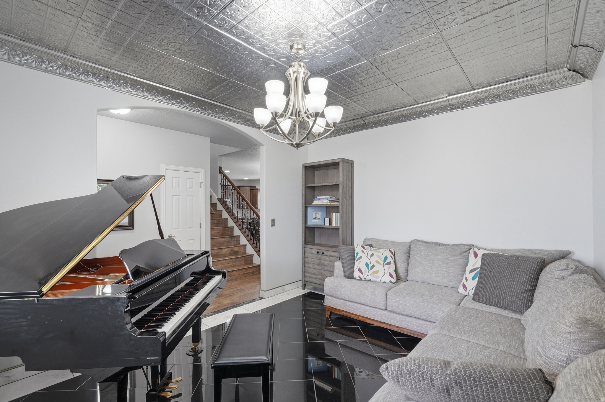 VALENTINE ESTATES - Residential