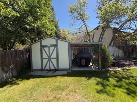Tiny photo for 545 S 1350 E, Fruit Heights, UT 84037 (MLS # 2158518)