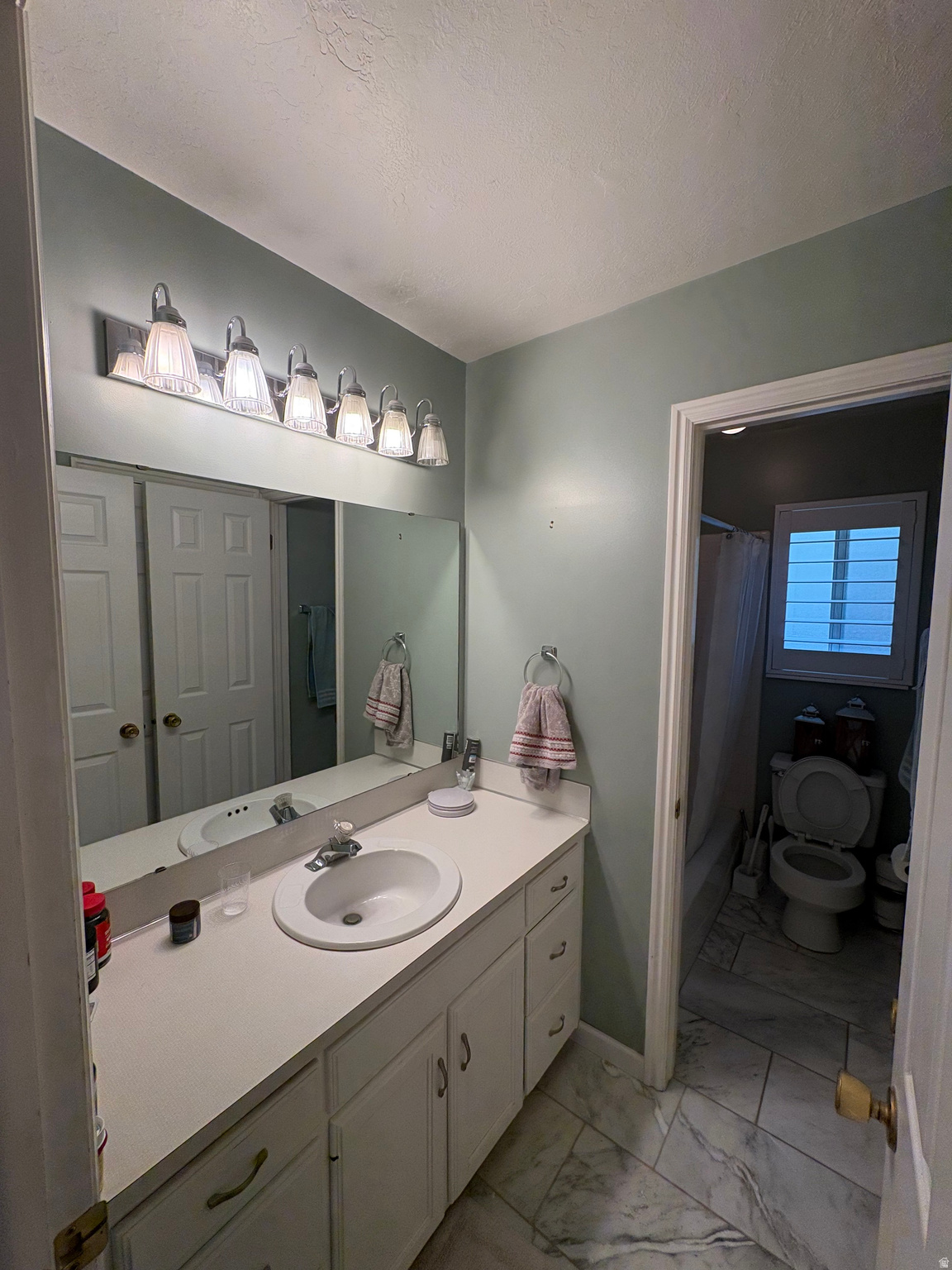 PILLY GREEN - Residential