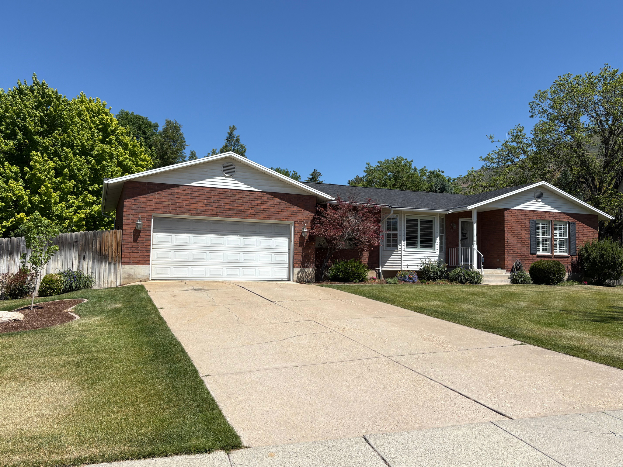 PILLY GREEN - Residential