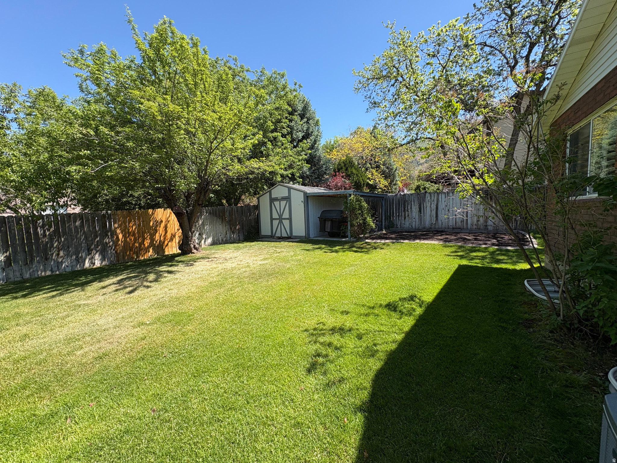 PILLY GREEN - Residential