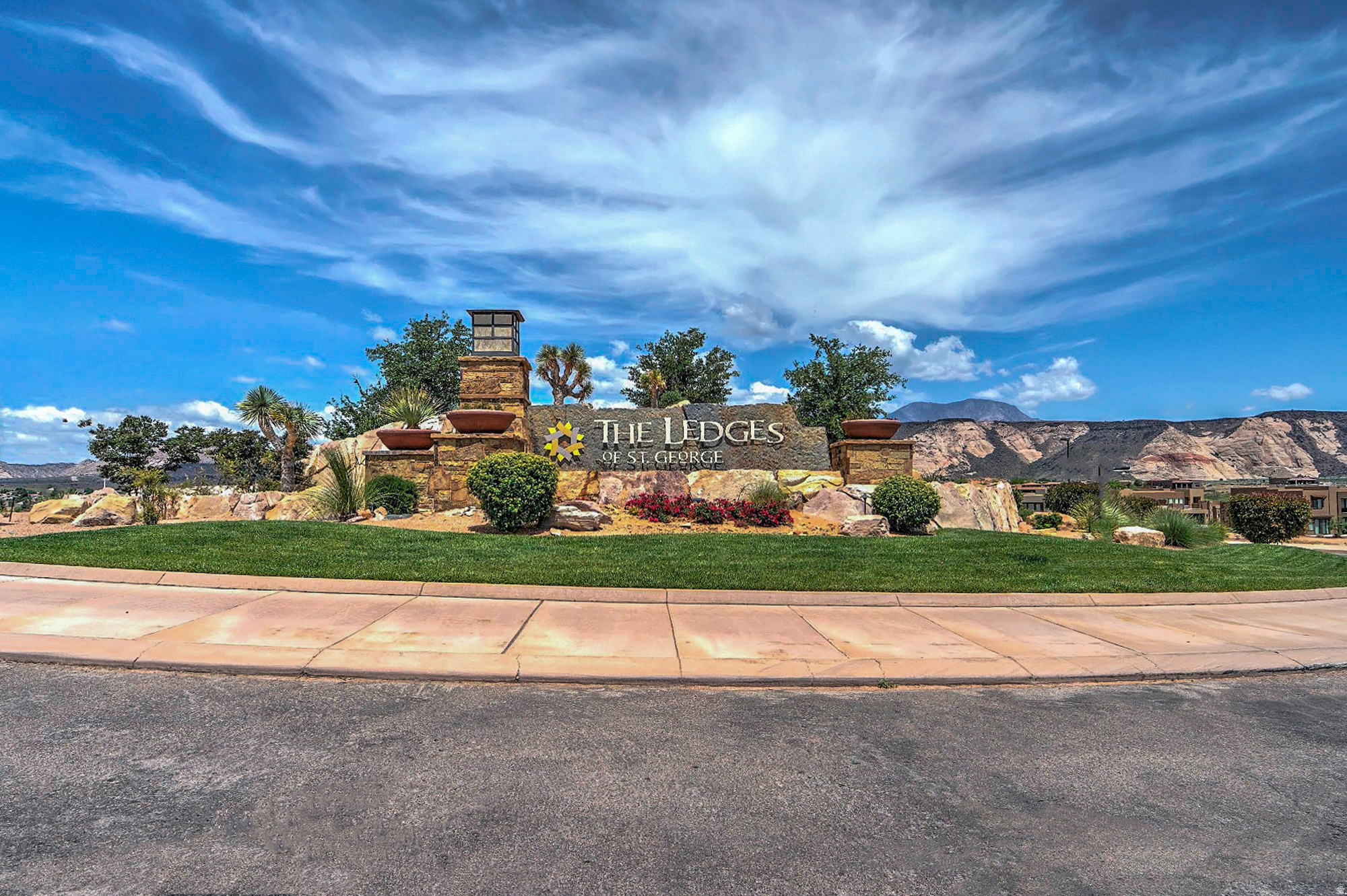 LEDGES OF ST GEORGE PH 10 - Residential