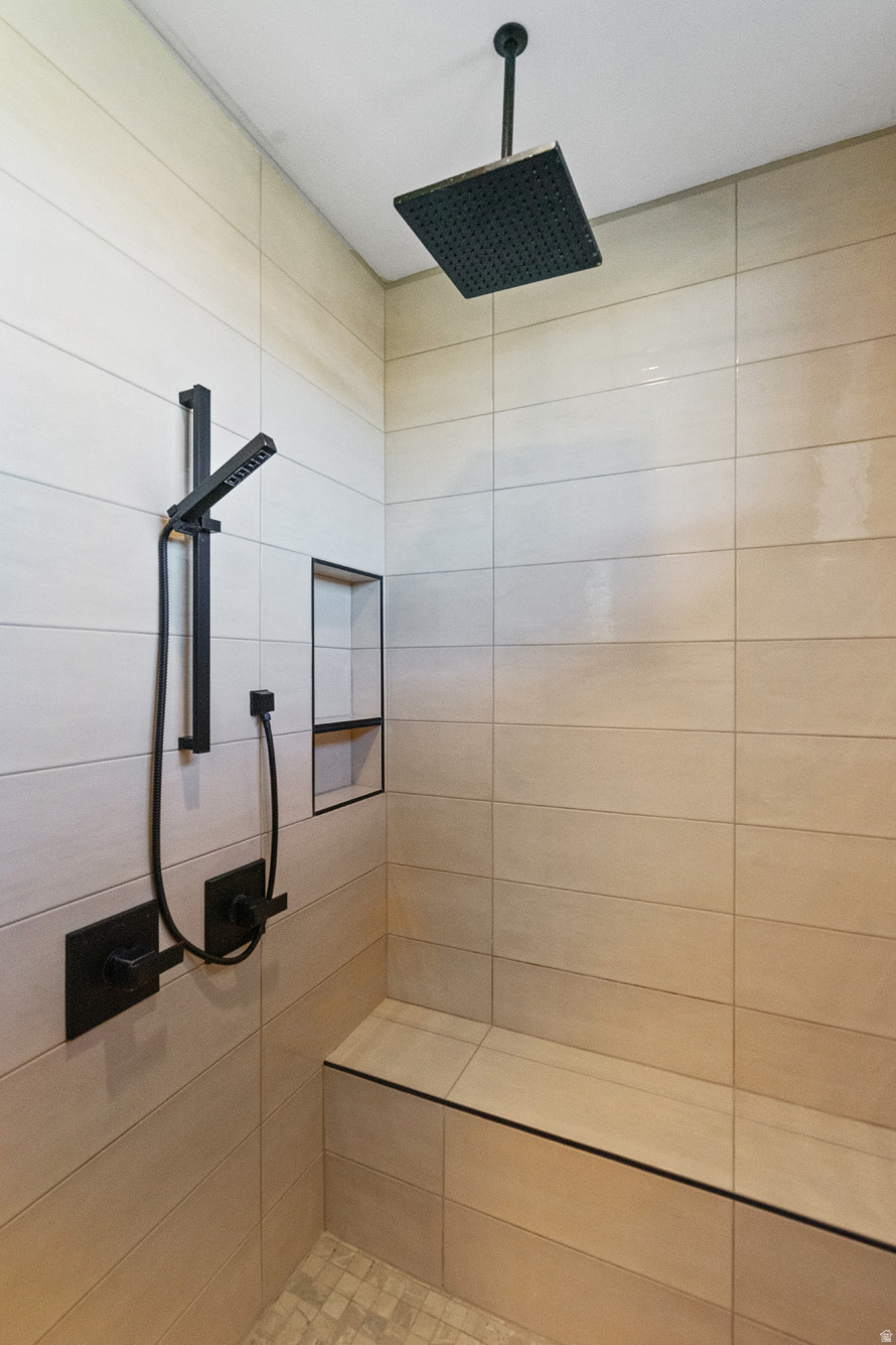 LEDGES OF ST GEORGE PH 10 - Residential