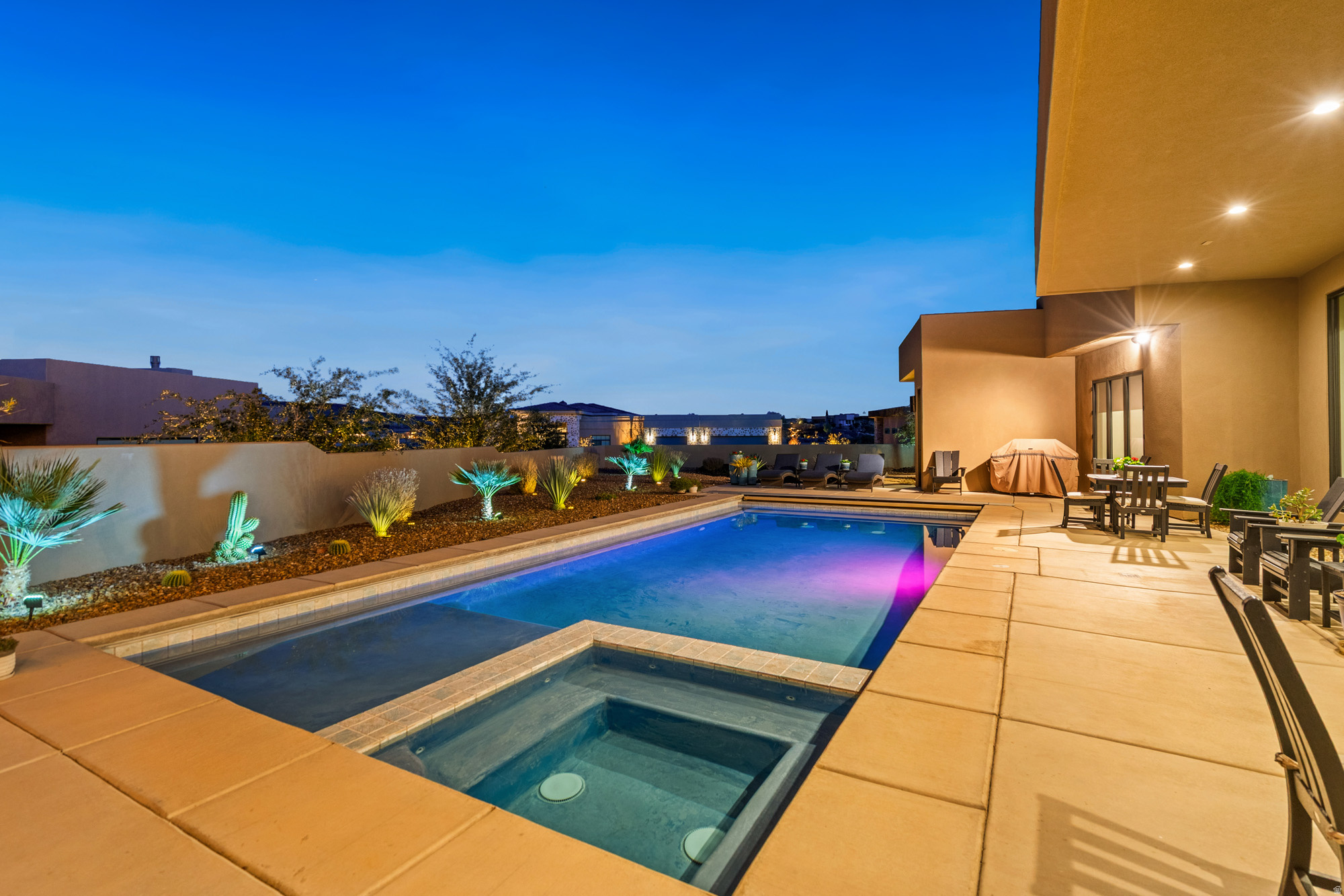 LEDGES OF ST GEORGE PH 10 - Residential