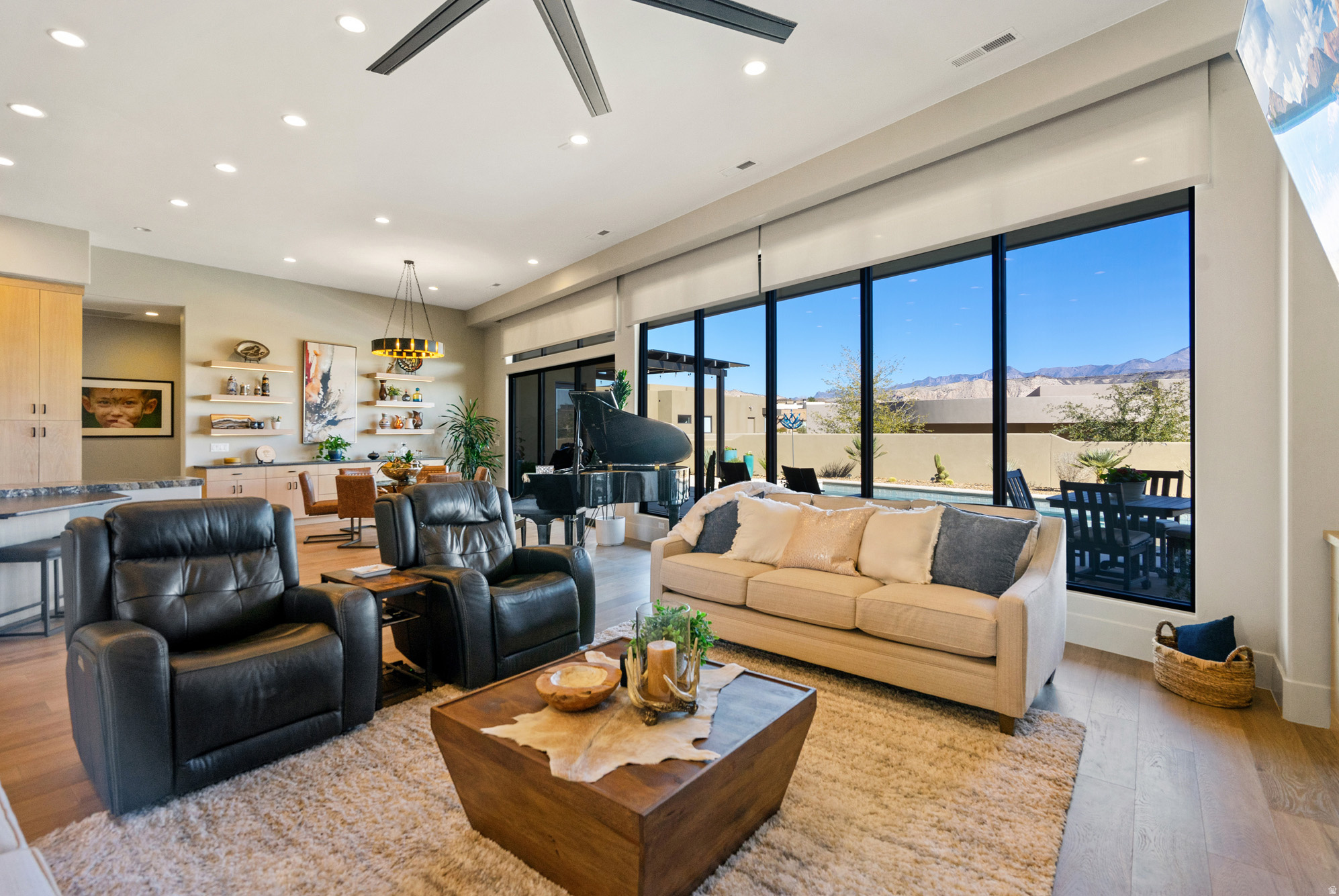 LEDGES OF ST GEORGE PH 10 - Residential