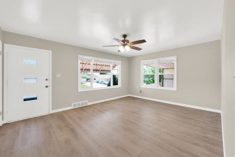 Tiny photo for 565 E 400 S, Clearfield, UT 84015 (MLS # 2164613)