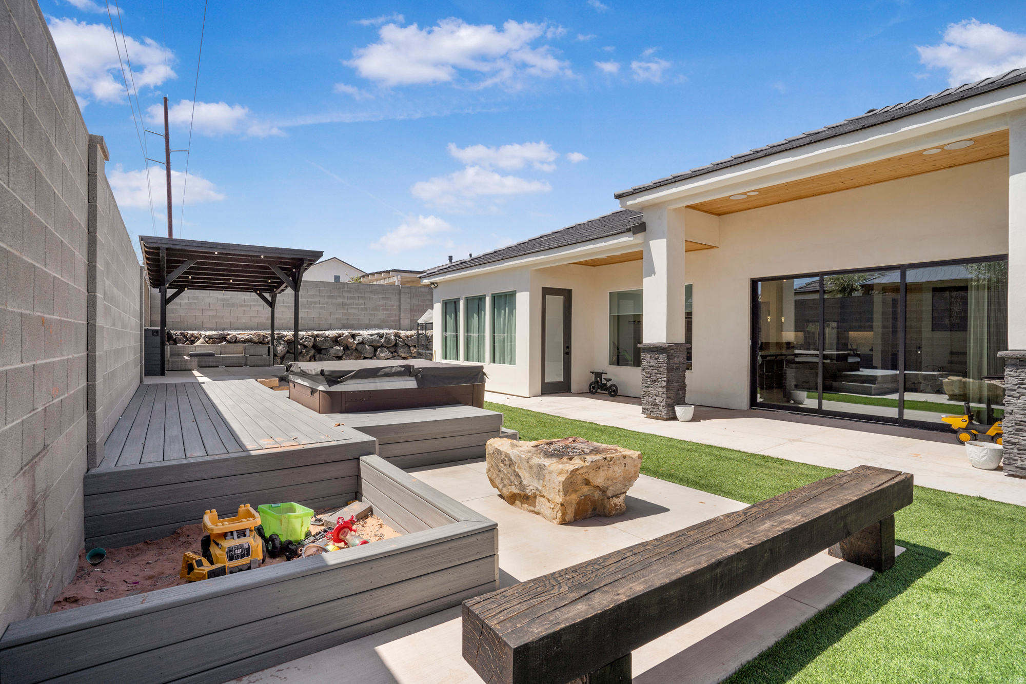 FIREROCK 3 - Residential