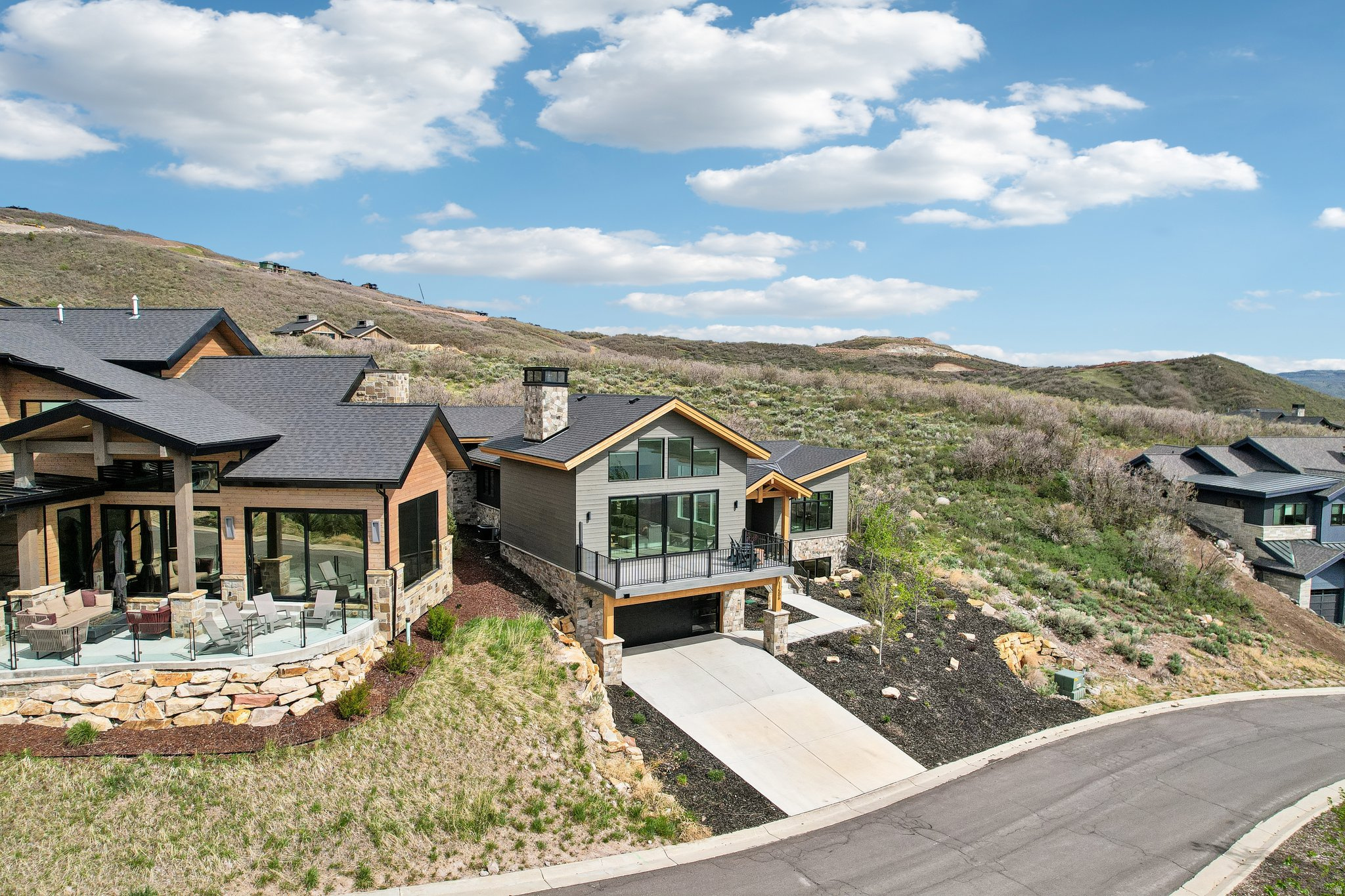 SOARING HAWK - Residential
