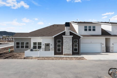 Townhouse For Sale - 1477 N Saratoga View Ln #B<br/> Saratoga Springs, UT 84045