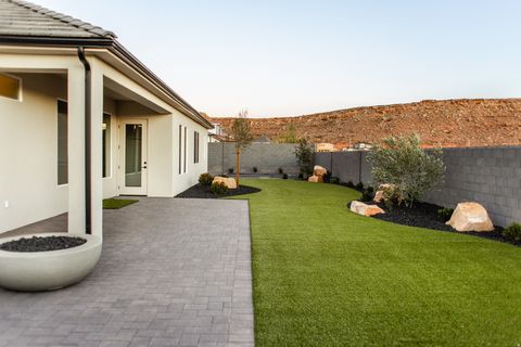 Tiny photo for 302 E MAYFIELD WOODS LN, Washington, UT 84780 (MLS # 2127467)