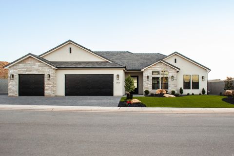 Tiny photo for 302 E MAYFIELD WOODS LN, Washington, UT 84780 (MLS # 2127467)