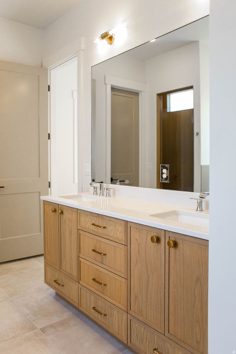 Tiny photo for 302 E MAYFIELD WOODS LN, Washington, UT 84780 (MLS # 2127467)