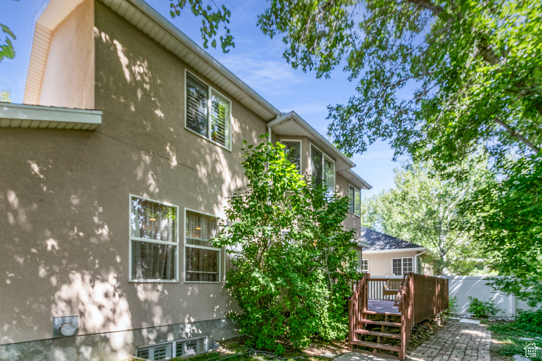 SUNSET PONDS - Residential
