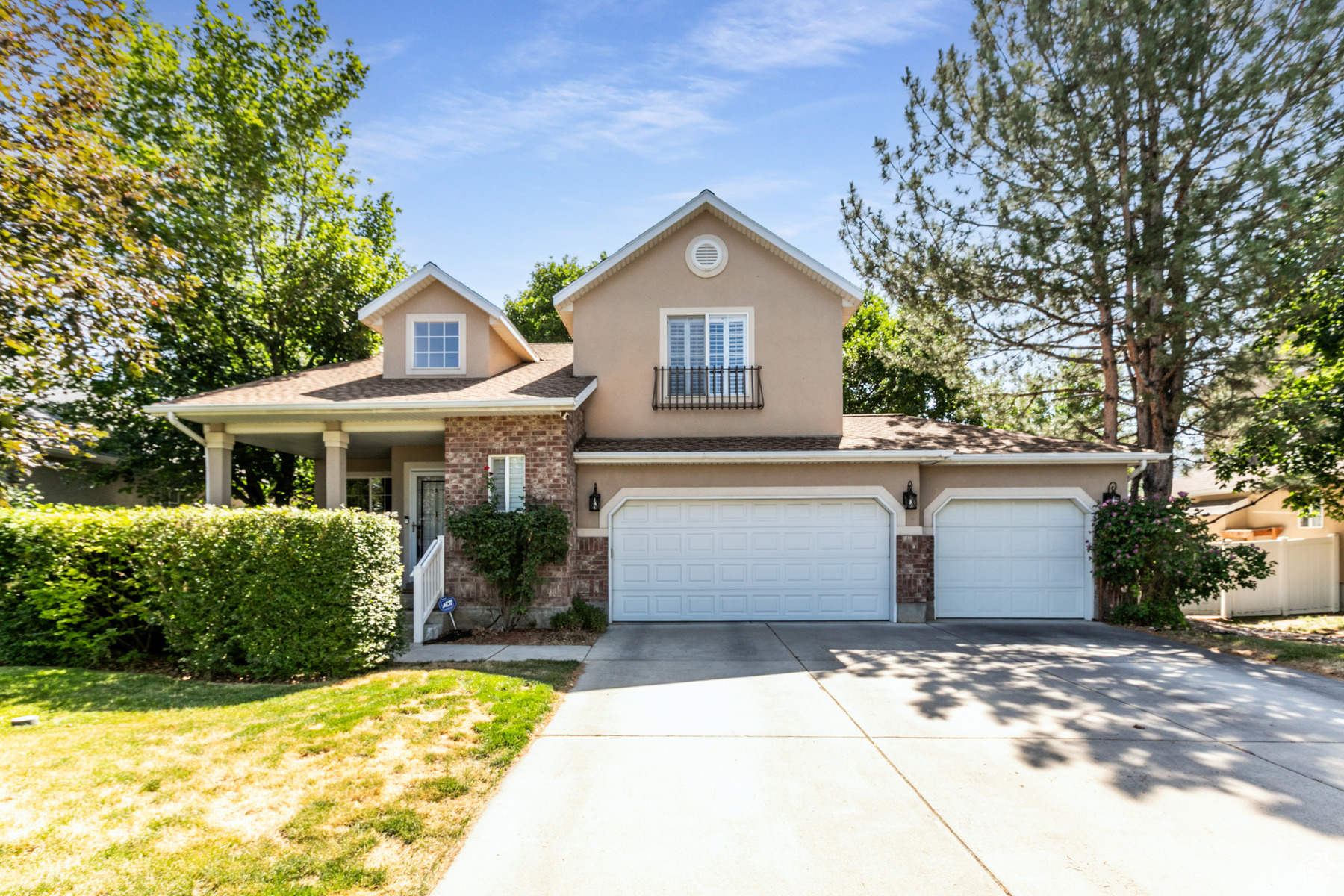 SUNSET PONDS - Residential