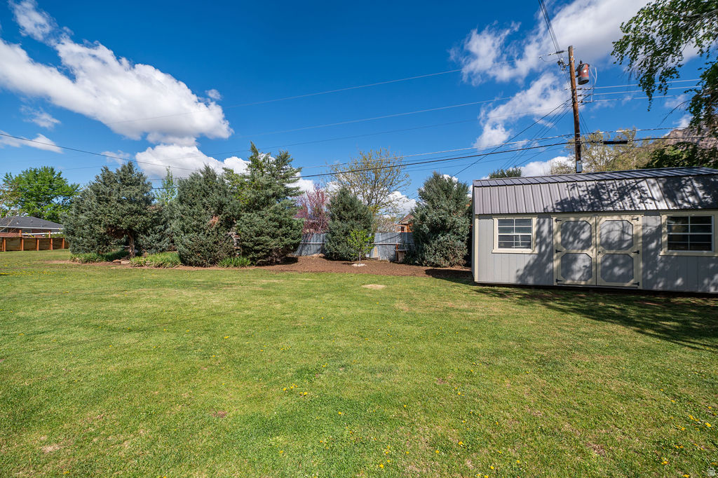 HENDERSON SUBDIVISION NO. 3 - Residential