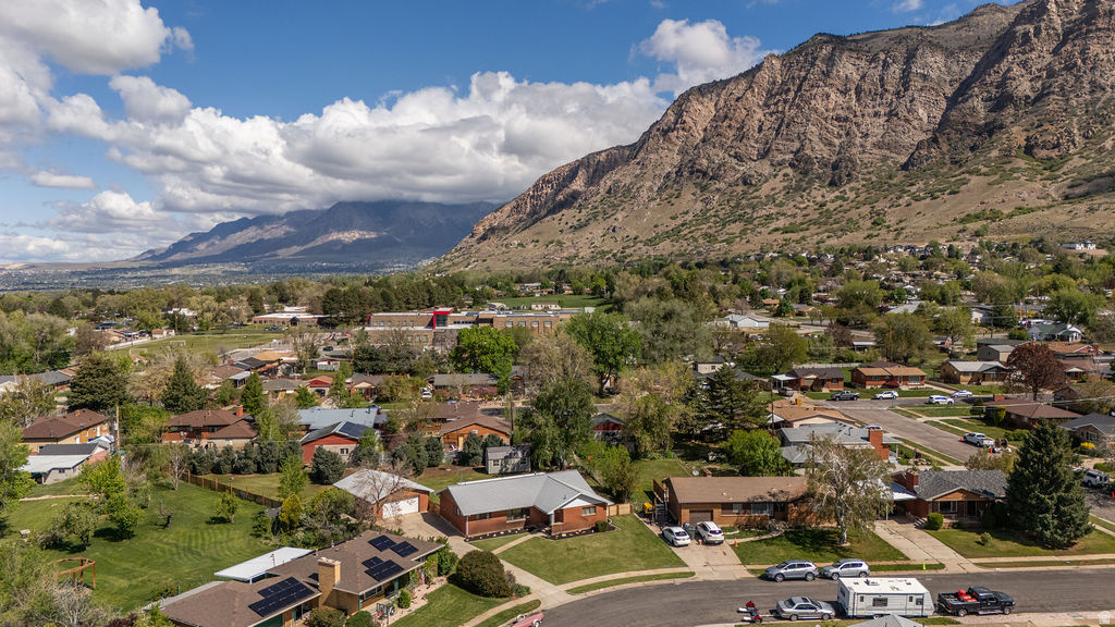 HENDERSON SUBDIVISION NO. 3 - Residential