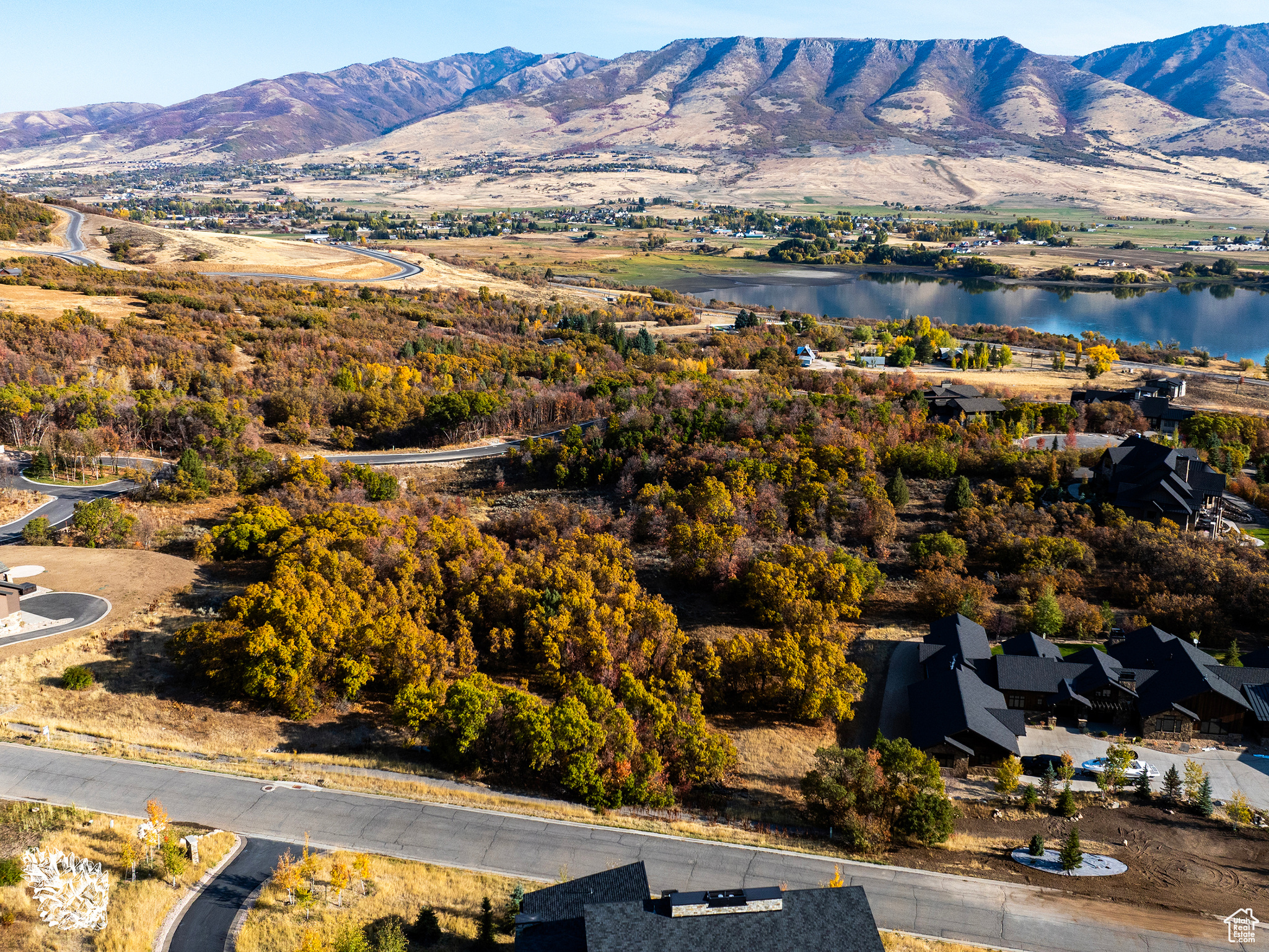 4988 E Whispering Pines Ln #8, Eden, Utah image 3