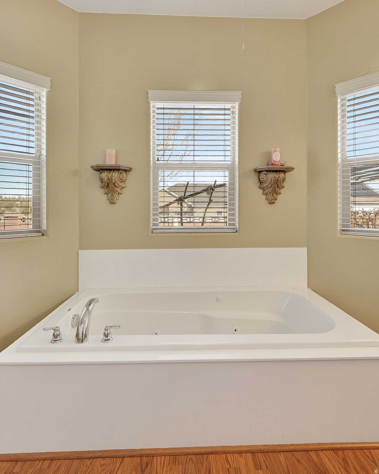 THE VILLAS AT SUNSET CANYON - Residential