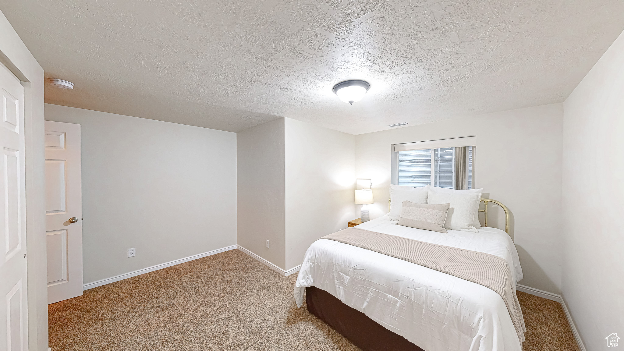 SPRING MOUNTAIN - Residential