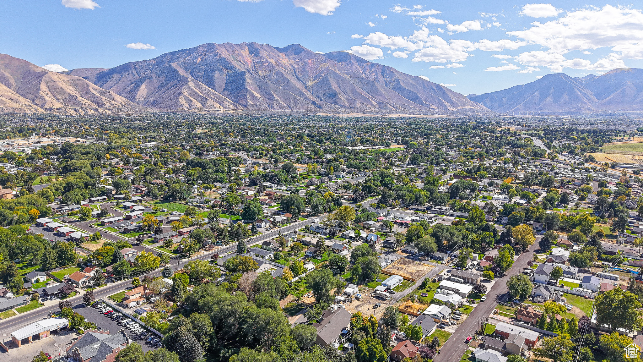 SPRING MOUNTAIN - Residential