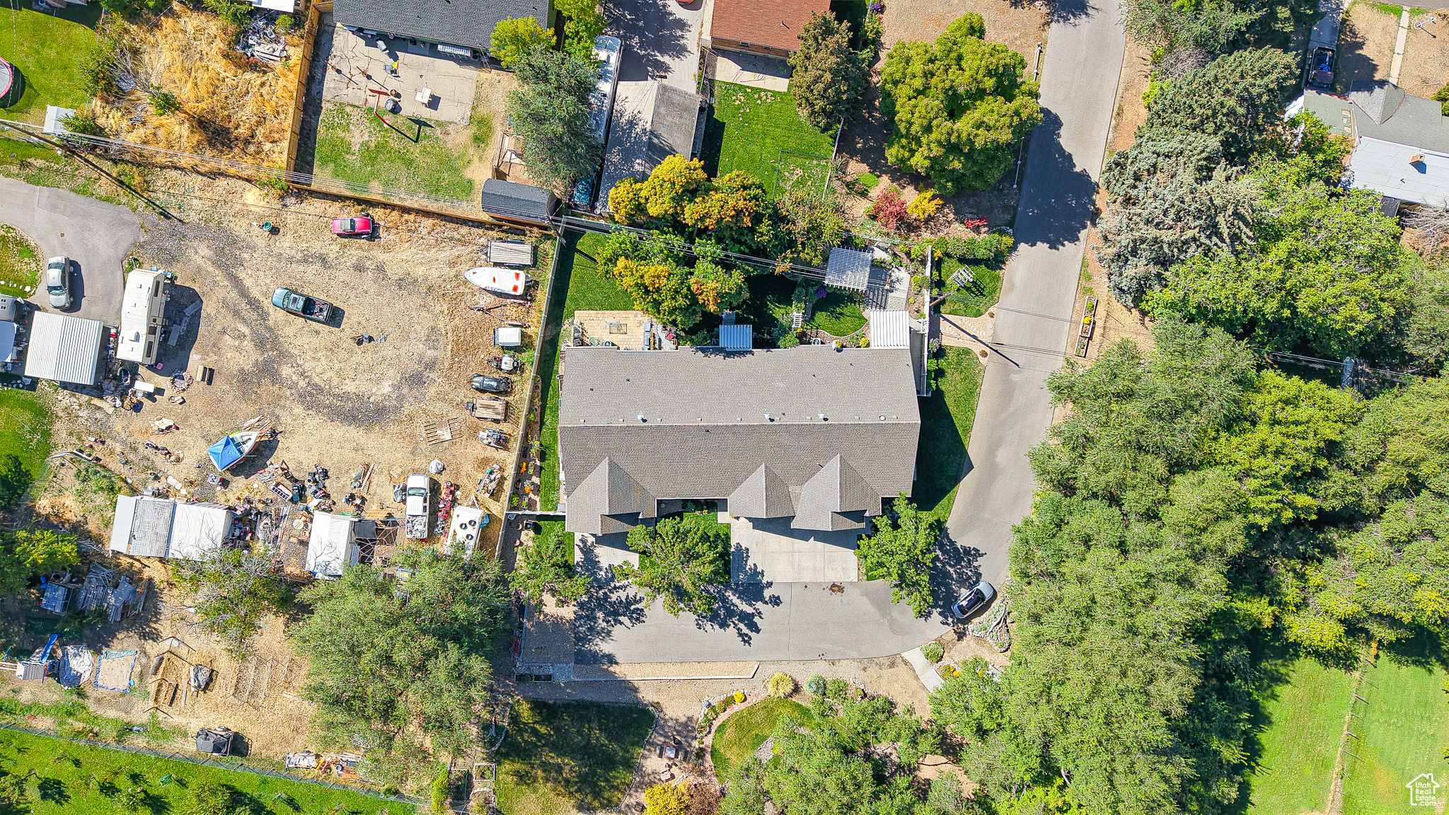 SPRING MOUNTAIN - Residential