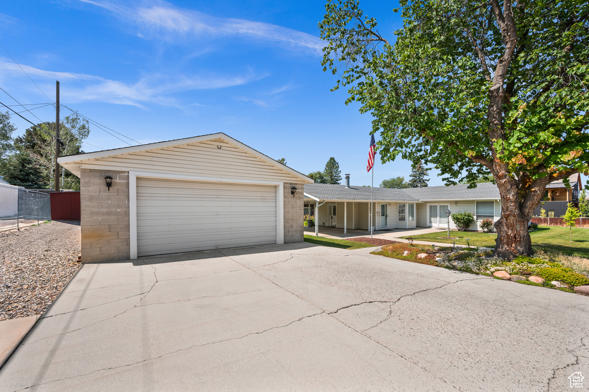 COTTONWOOD HEIGHTS SUB - Residential