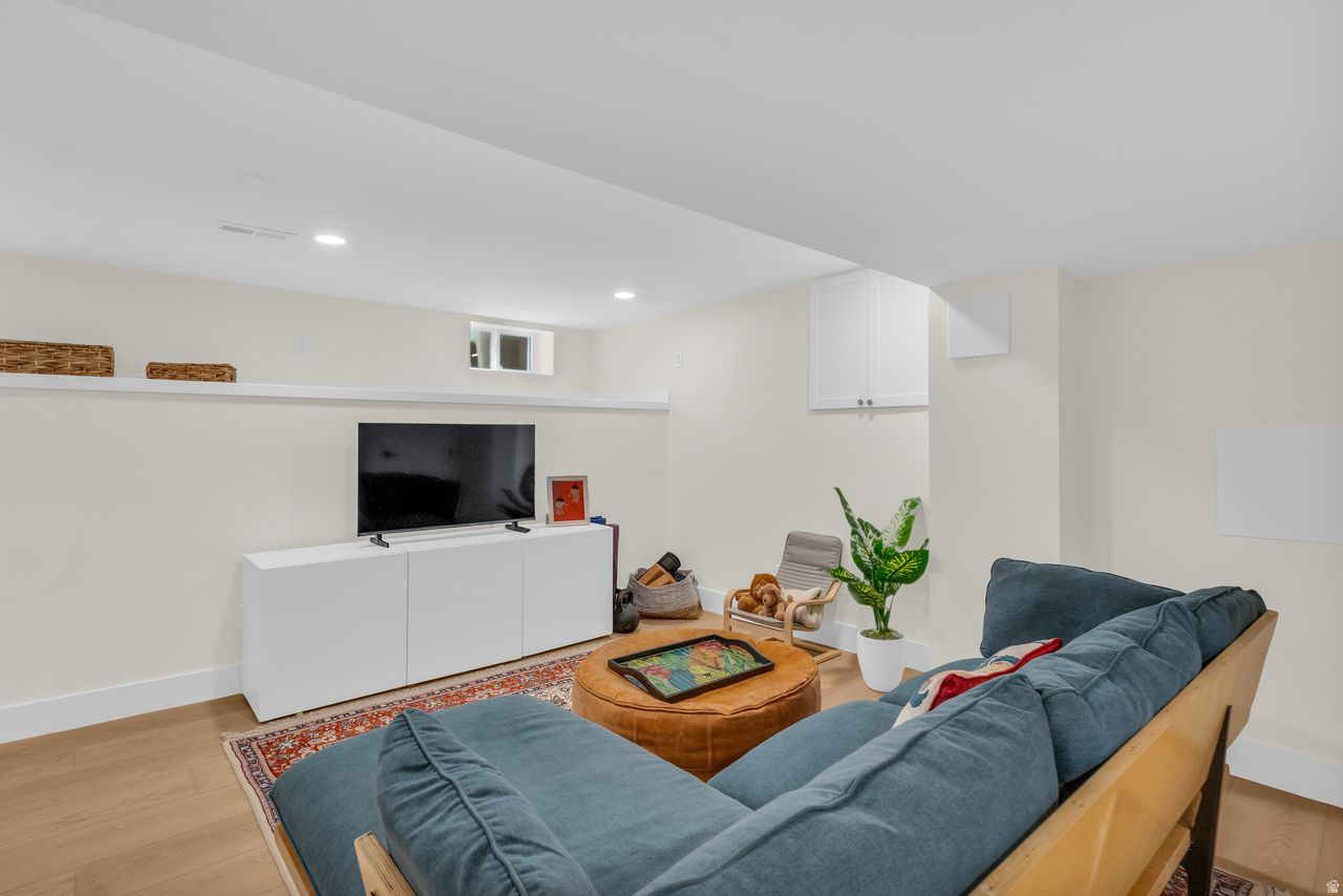 HILLVIEW ADD - Residential