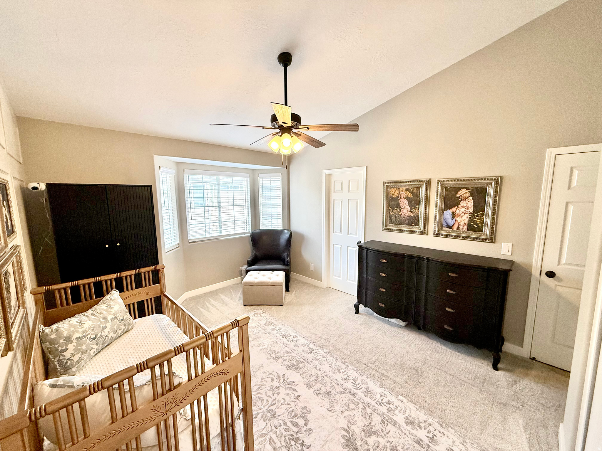 MEADOWS CONDOS - Residential