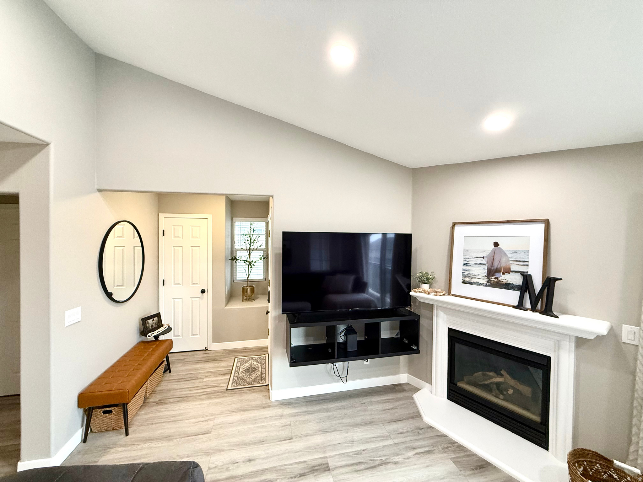 MEADOWS CONDOS - Residential