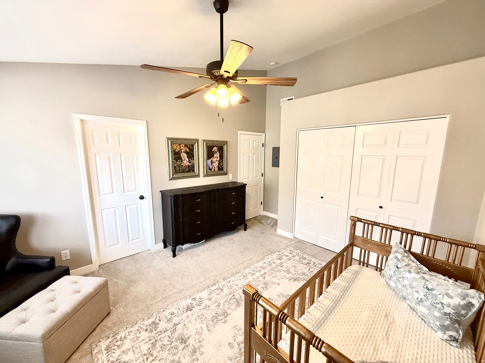 MEADOWS CONDOS - Residential