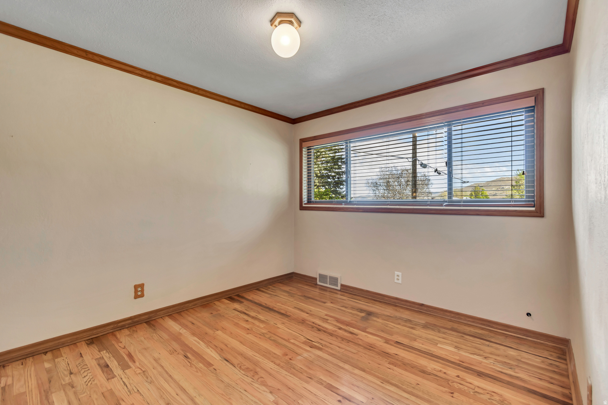 EL SERRITO SUB #2 - Residential